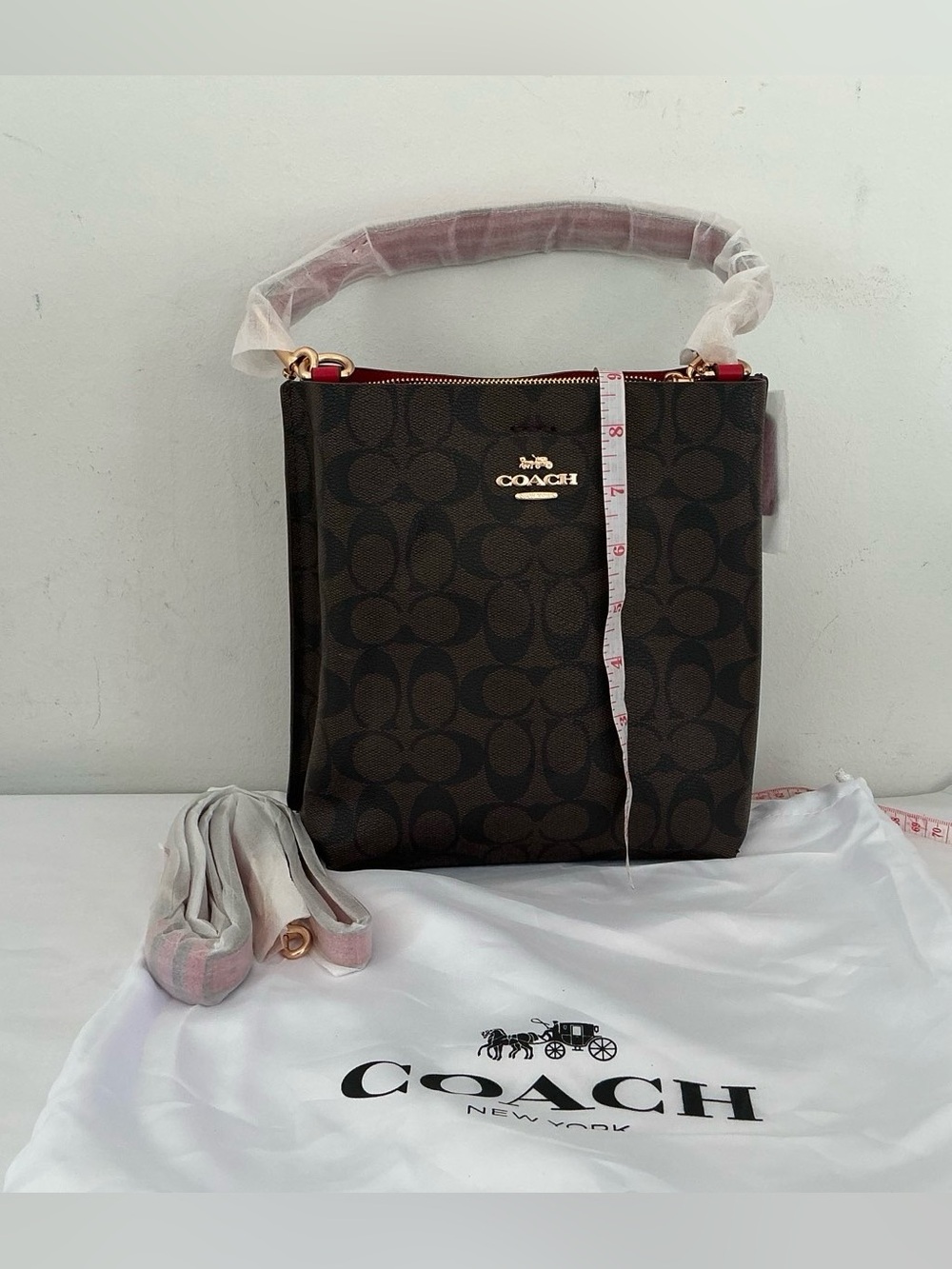 Coach Mollie Bucket Bag 22 In Signature Canvas - Picture 2 of 4